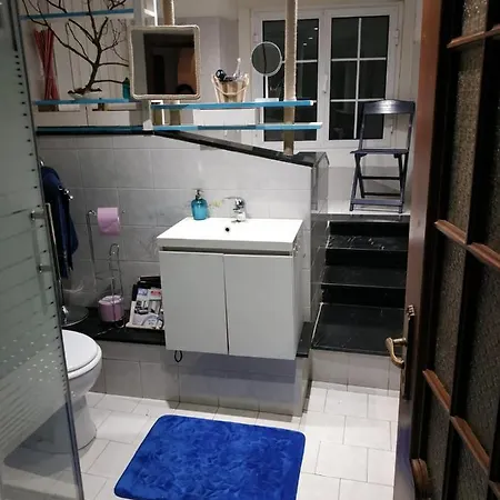 Rum i privatbostad Casa Pg Per Famiglie Gruppi O Smart Working Genua