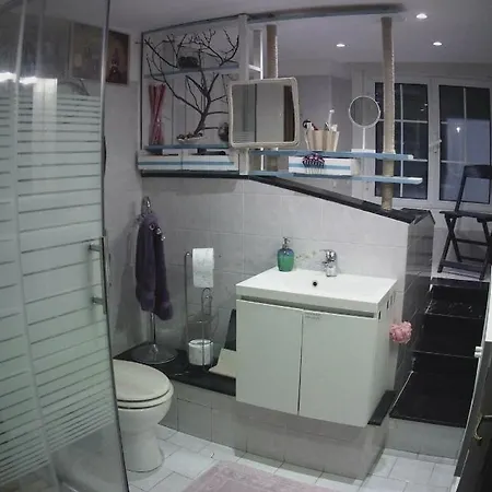Casa Pg Per Famiglie Gruppi O Smart Working Rum i privatbostad Genua